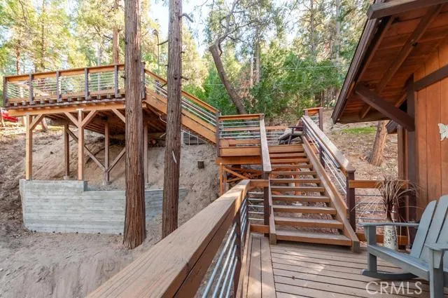 24166 Cresta Drive, Crestline, California 92325