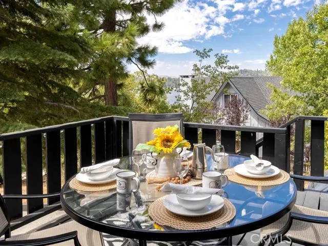 443 State Hwy 173, Lake Arrowhead, California 92352