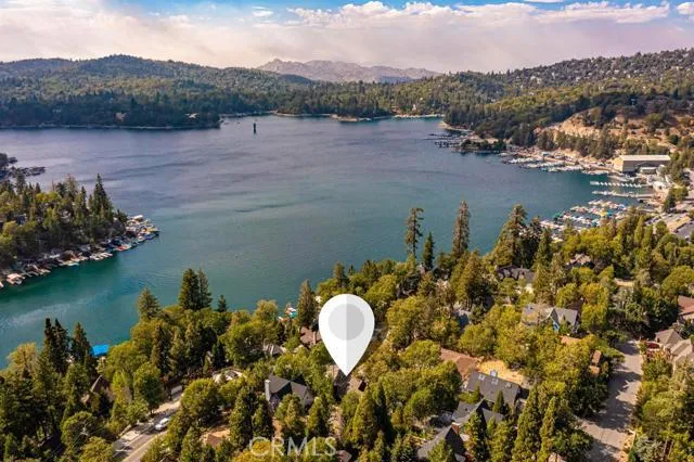 443 State Hwy 173, Lake Arrowhead, California 92352