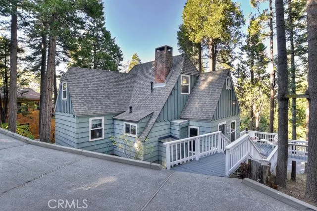 279 Burnt Mill Road, Lake Arrowhead, California 92352