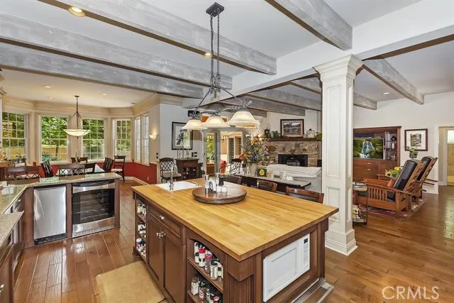27434 Meadow Bay Drive, Lake Arrowhead, California 92352