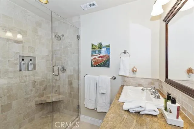 27434 Meadow Bay Drive, Lake Arrowhead, California 92352