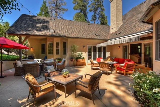27434 Meadow Bay Drive, Lake Arrowhead, California 92352