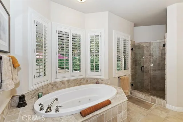 27434 Meadow Bay Drive, Lake Arrowhead, California 92352