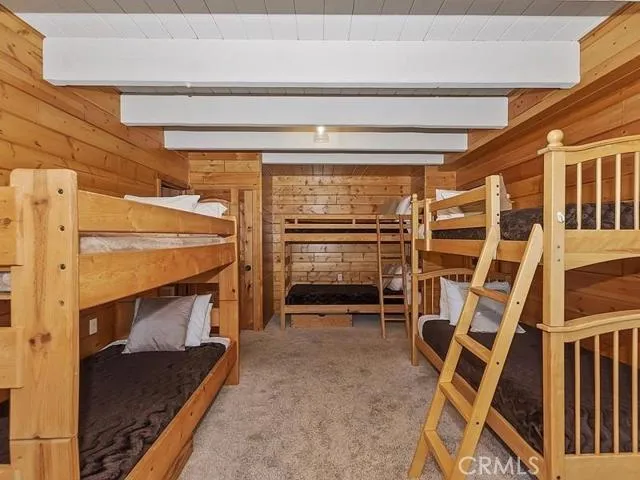 26621 Thunderbird Drive, Lake Arrowhead, California 92352