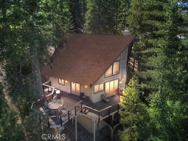 26621 Thunderbird Drive, Lake Arrowhead, California 92352