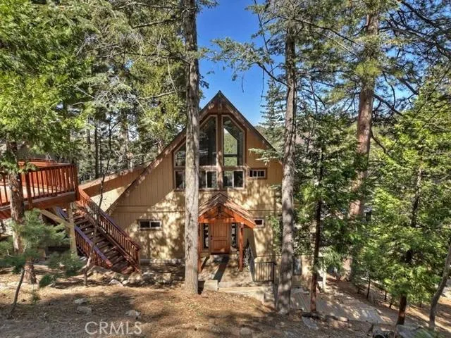 26621 Thunderbird Drive, Lake Arrowhead, California 92352