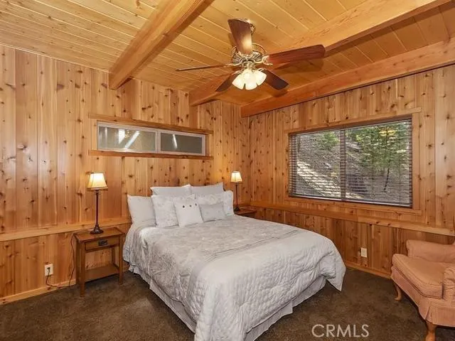 26621 Thunderbird Drive, Lake Arrowhead, California 92352