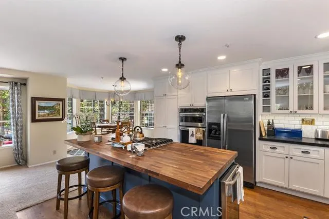 27402 North Bay Road, Lake Arrowhead, California 92352