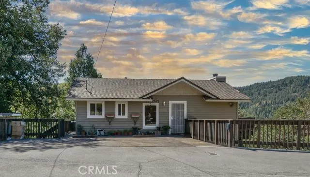 430 Delle Dr. Drive, Crestline, California 92325