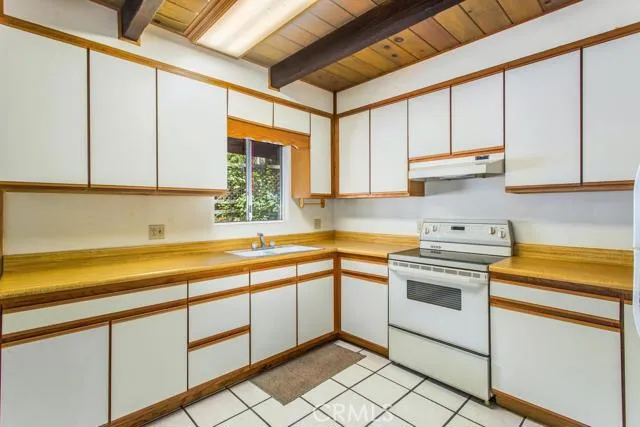 53680 Idyllbrook Drive, None, California 92549