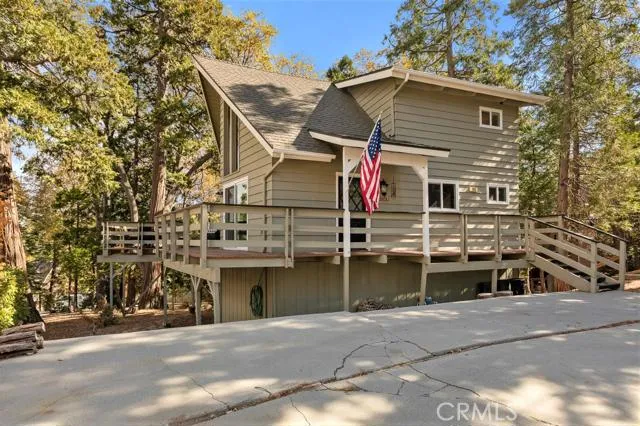 183 Chippewa Lane, Lake Arrowhead, California 92352