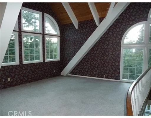 755 Grass Valley Road, Lake Arrowhead, California 92352