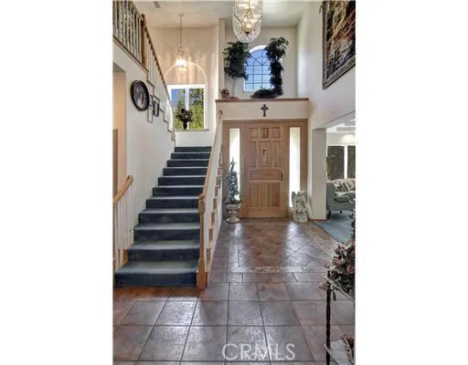 27200 Peninsula Drive, Lake Arrowhead, California 92352