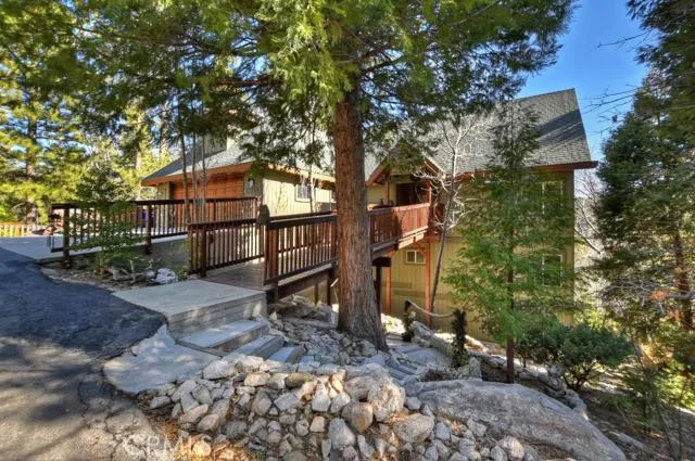 27388 Elmwood Drive, Lake Arrowhead, California 92352