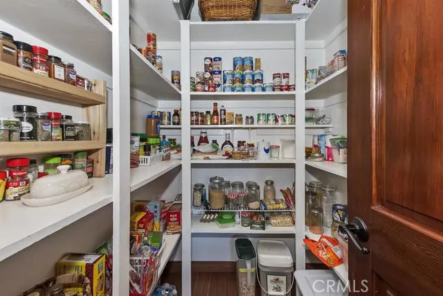 27388 Elmwood Drive, Lake Arrowhead, California 92352