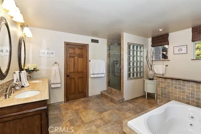 27388 Elmwood Drive, Lake Arrowhead, California 92352