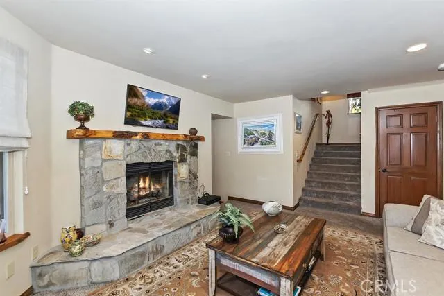27388 Elmwood Drive, Lake Arrowhead, California 92352