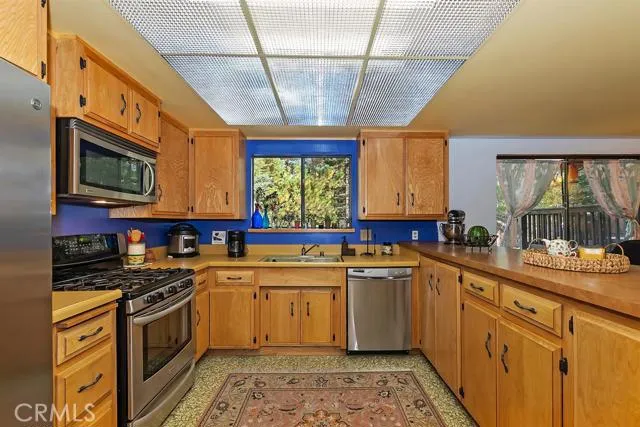 400 Bel Air Drive, Lake Arrowhead, California 92352