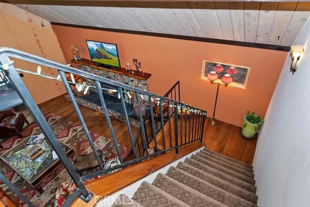 400 Bel Air Drive, Lake Arrowhead, California 92352