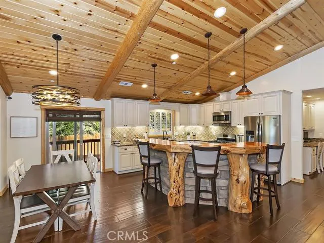 1107 Gold Mountain Drive, None, California 92314