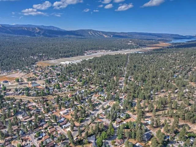 1107 Gold Mountain Drive, None, California 92314