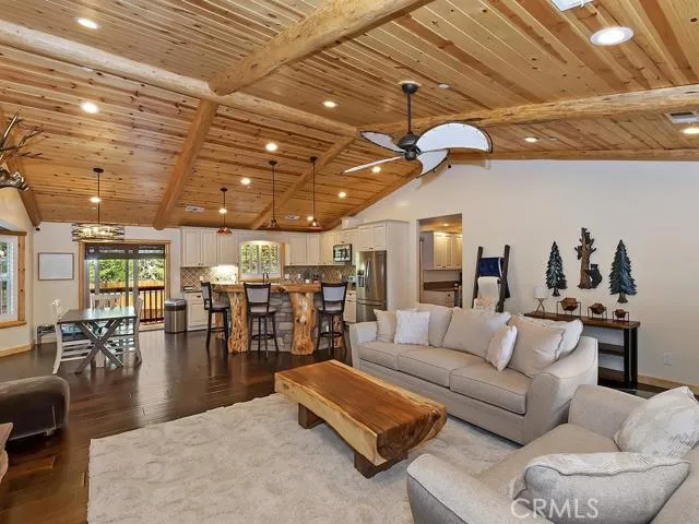1107 Gold Mountain Drive, None, California 92314