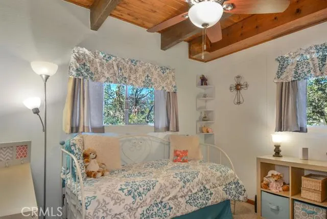 984 Sandalwood Drive, Lake Arrowhead, California 92352