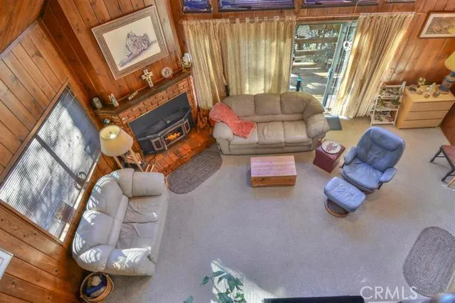 984 Sandalwood Drive, Lake Arrowhead, California 92352