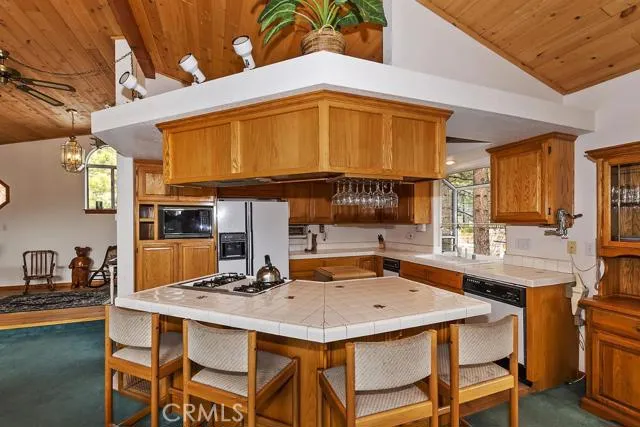38969 N Bay Drive, None, California 92315