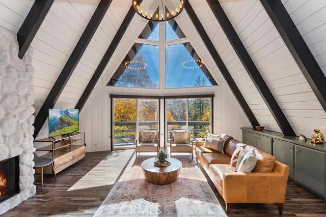 27508 Cedarwood Drive, Lake Arrowhead, California 92352