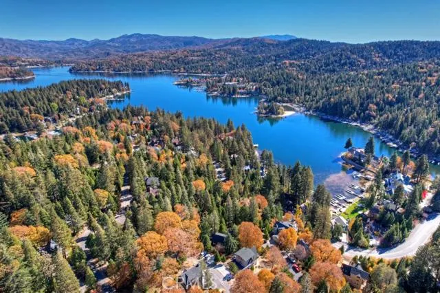 27508 Cedarwood Drive, Lake Arrowhead, California 92352