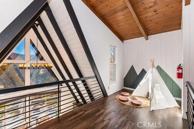 27508 Cedarwood Drive, Lake Arrowhead, California 92352
