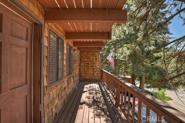 FRONT DECK
