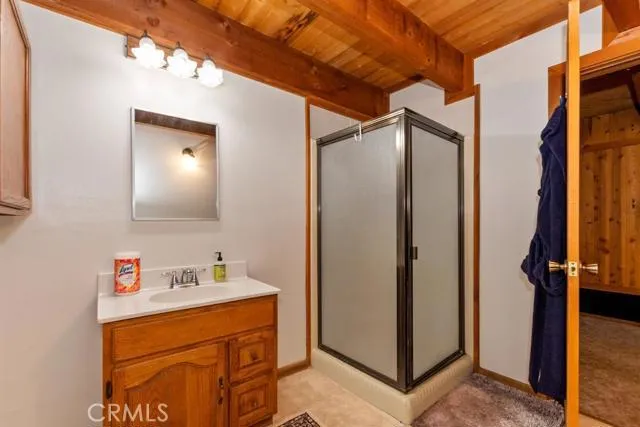 MAIN LEVEL BATH