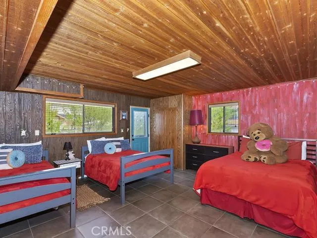 41616 Hummingbird Lane, None, California 92315
