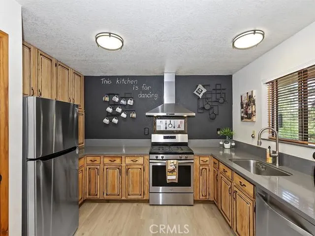 41616 Hummingbird Lane, None, California 92315