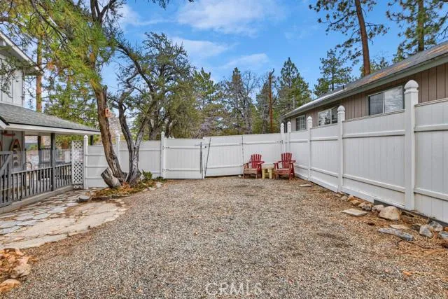 432 Riverside Avenue, Sugarloaf, California 92386