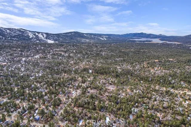 432 Riverside Avenue, Sugarloaf, California 92386