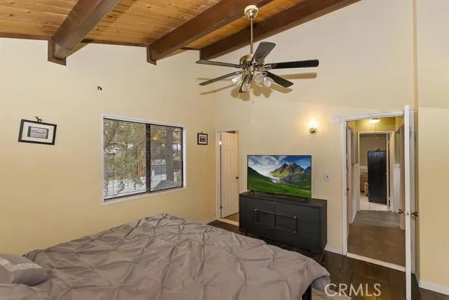432 Riverside Avenue, Sugarloaf, California 92386