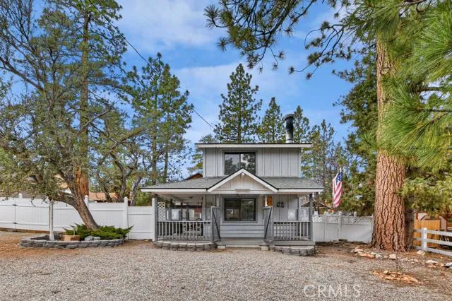 432 Riverside Avenue, Sugarloaf, California 92386