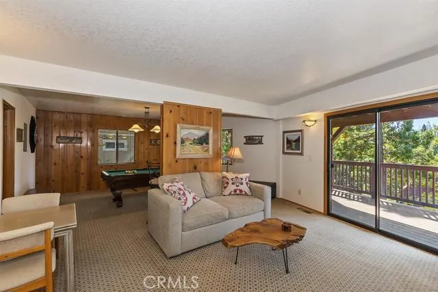 374 Rainier Road, Lake Arrowhead, California 92352