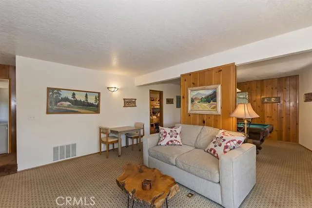 374 Rainier Road, Lake Arrowhead, California 92352