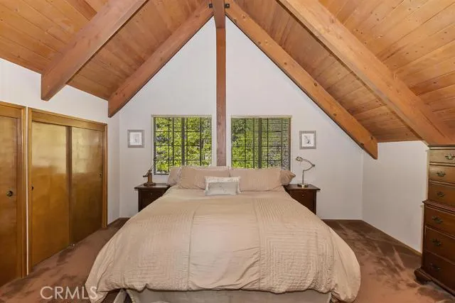 374 Rainier Road, Lake Arrowhead, California 92352