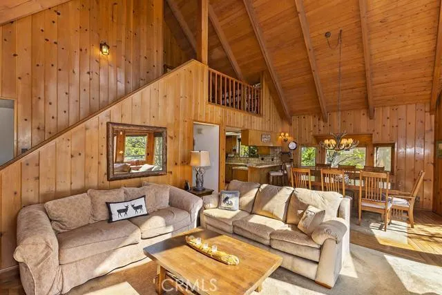 374 Rainier Road, Lake Arrowhead, California 92352