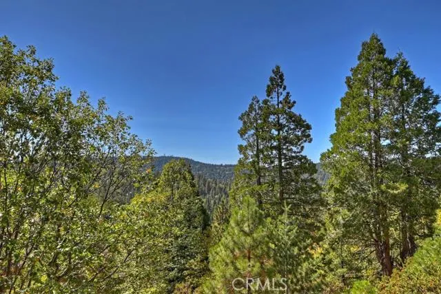 374 Rainier Road, Lake Arrowhead, California 92352