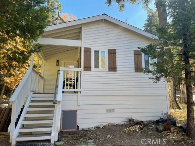 25888 W State Highway 189, Twin Peaks, California 92391