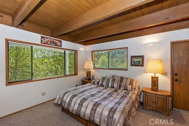 27382 Peninsula Drive, Lake Arrowhead, California 92352