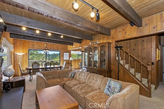 27382 Peninsula Drive, Lake Arrowhead, California 92352