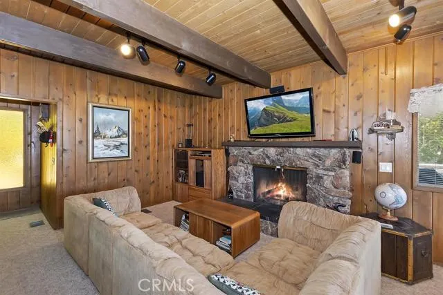 27382 Peninsula Drive, Lake Arrowhead, California 92352
